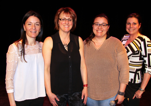 Mélanie Beaubien, enseignante, Chantal Trudel infirmière, Myra Beaubien infirmière et Sonia Tessier, enseignante.