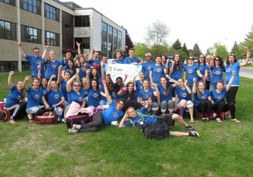 La délégation du Cégep de Trois-Rivières avant son départ pour le Grand défi Pierre Lavoie – La Course Cégeps et Universités.