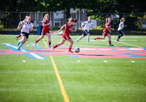 Quelques joueuses de l’équipe féminine de soccer des Diablos.