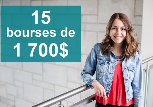 Affiche 15 bourses de 1 700 $ - photo d'une étudiante souriant