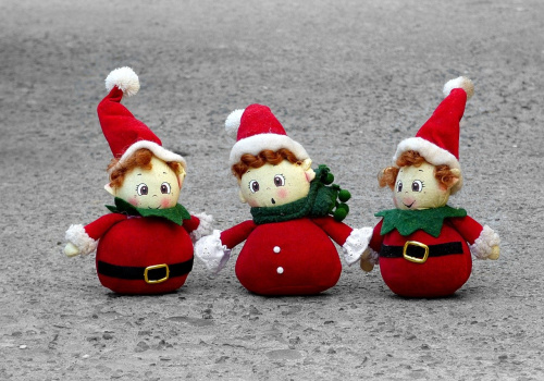 Trois lutins en peluche de Noël